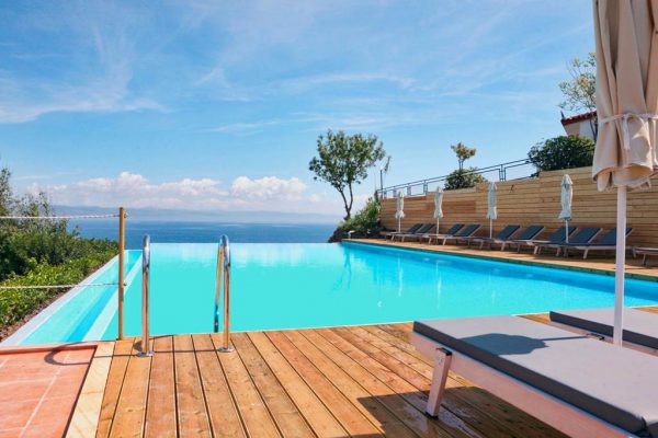 Belvedere Aeolis Hotel