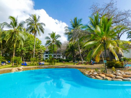Papillon Lagoon Reef Hotel