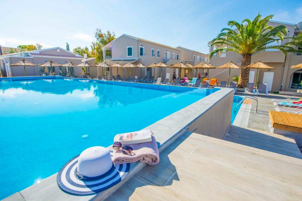Amour Holiday Resort