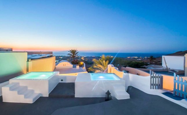 Aqua Serenity Luxury Suites - Adults Only