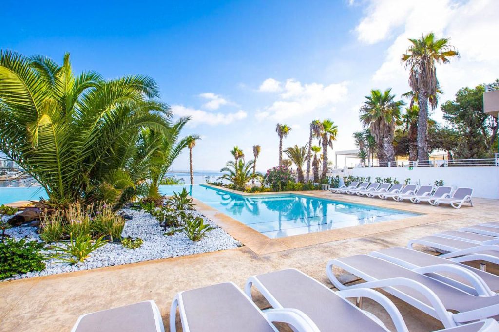 Salini Resort