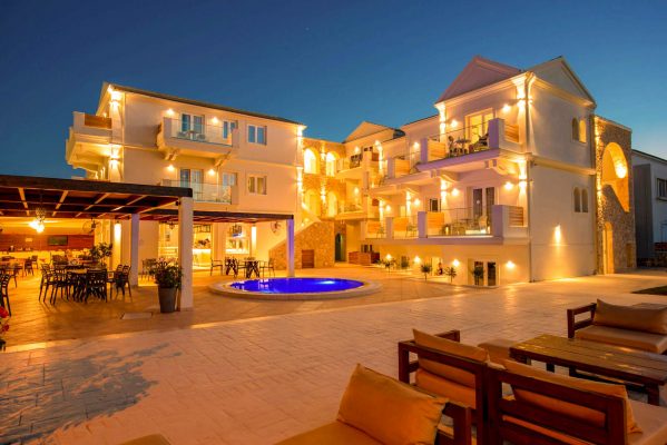 Ek Mare Boutique Resort