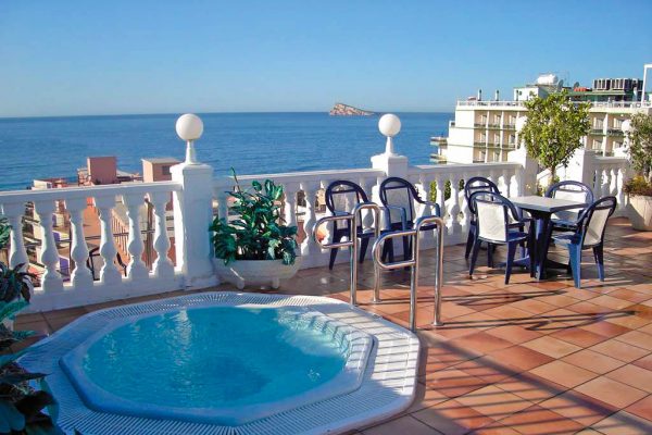 Avenida Hotel
