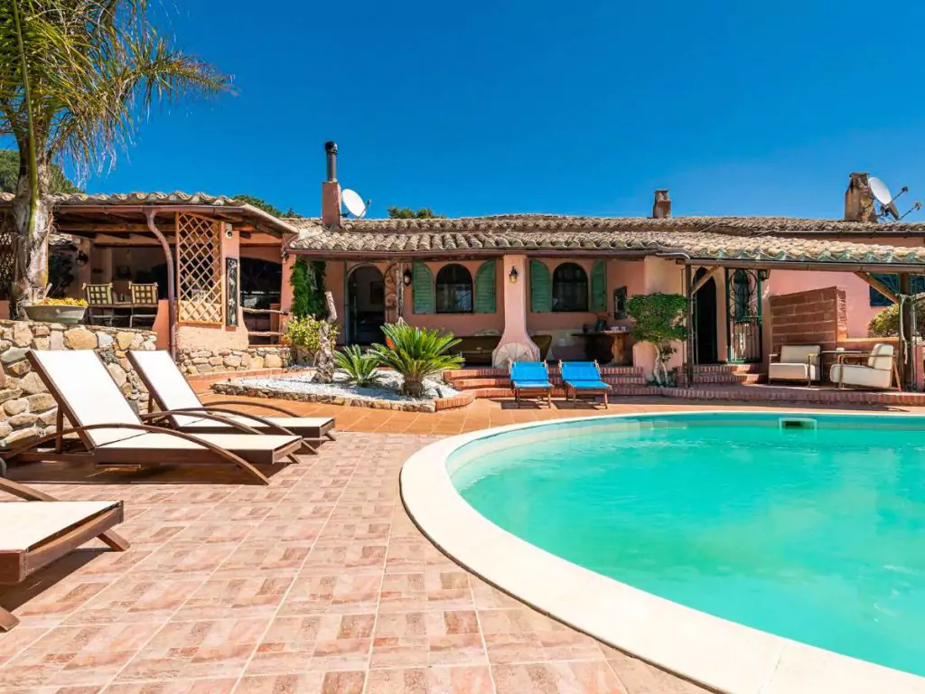 Guest House Villa Verde - Short Term Room Rentals