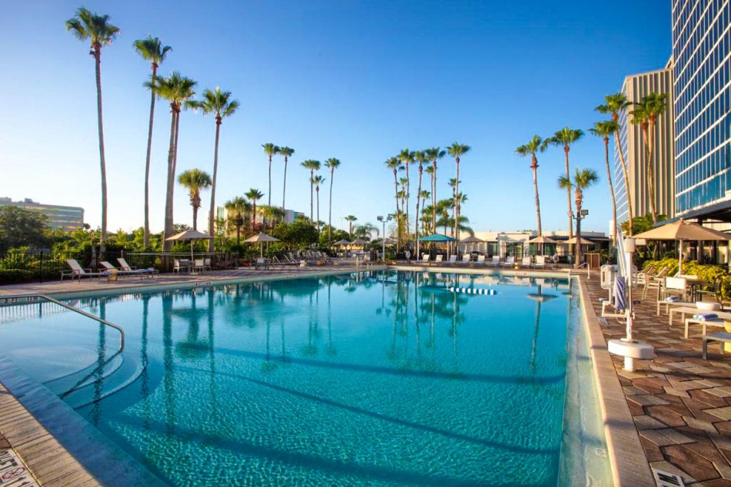 DoubleTree by Hilton at the Entrance to Universal Orlando