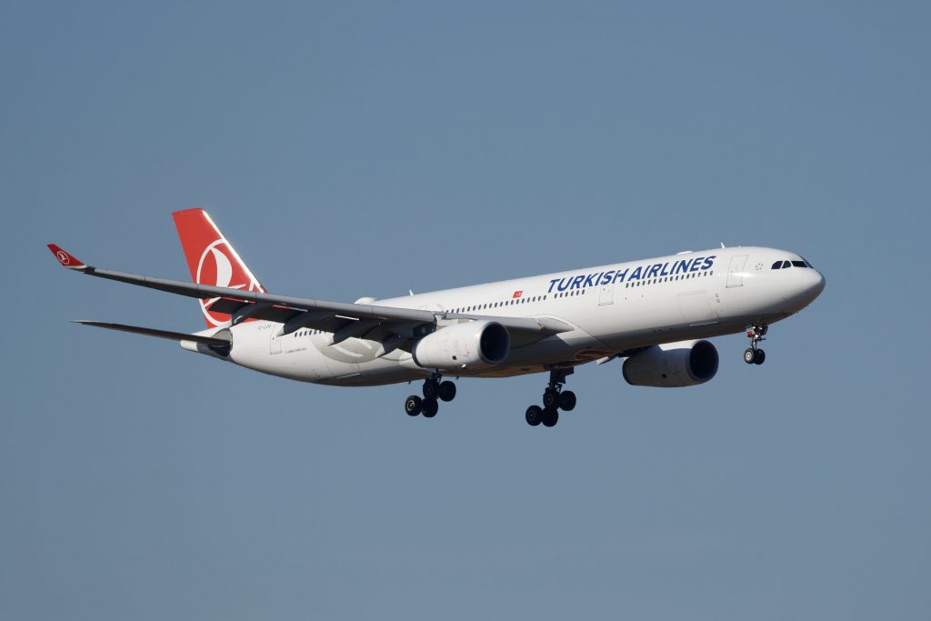 turkish airlines plane