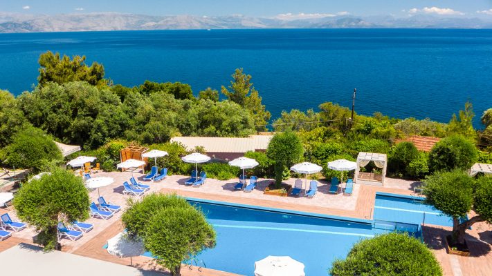 Alexandros Hotel