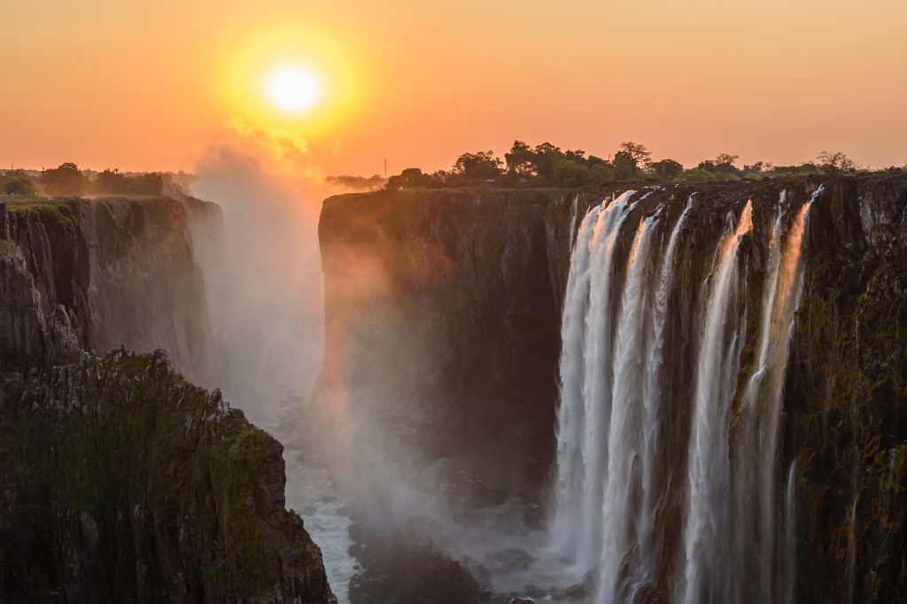 Zimbabwe Victoria Falls unsplash