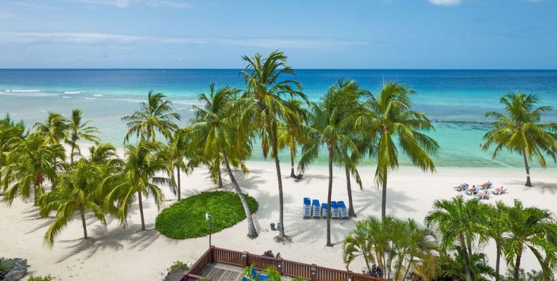 Coconut Court Beach Hotel