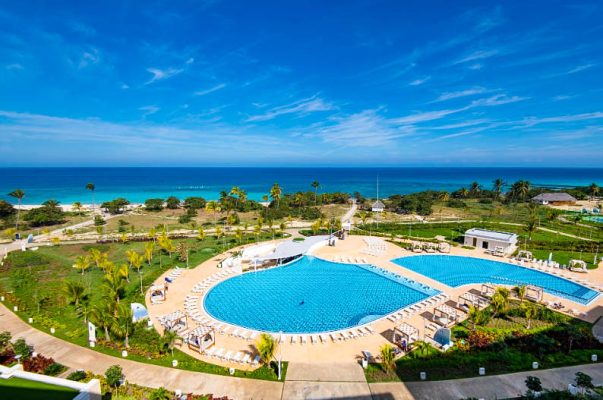 Grand Aston Varadero
