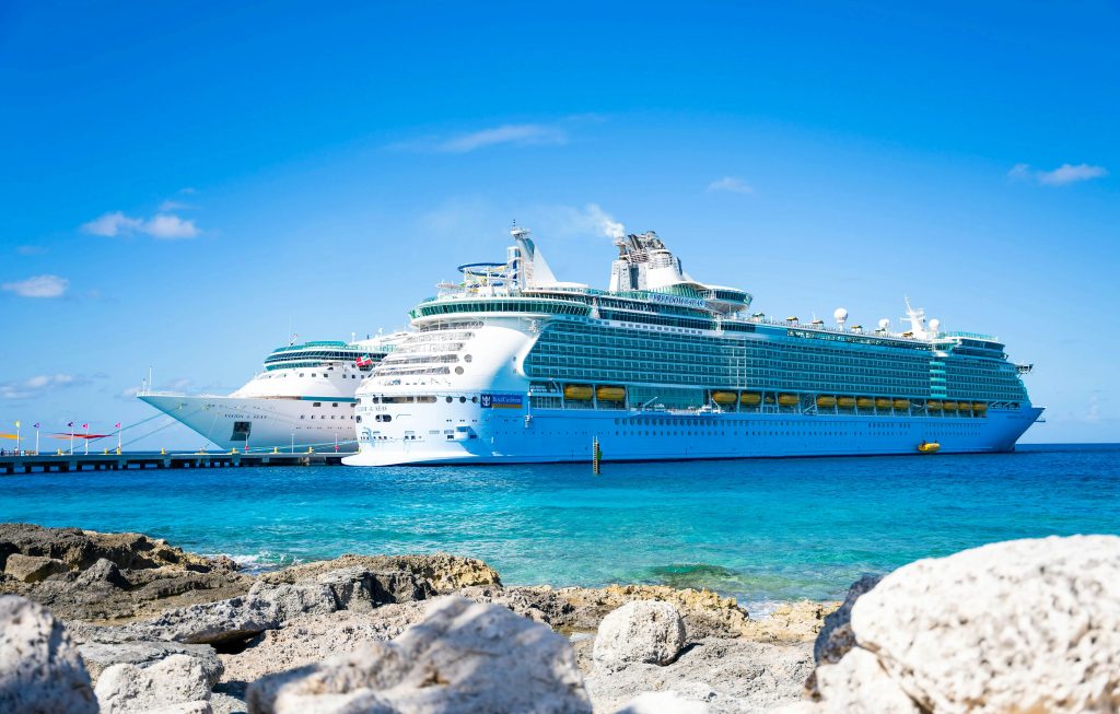Cruise unsplash