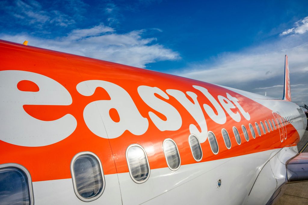 easyJet unsplash