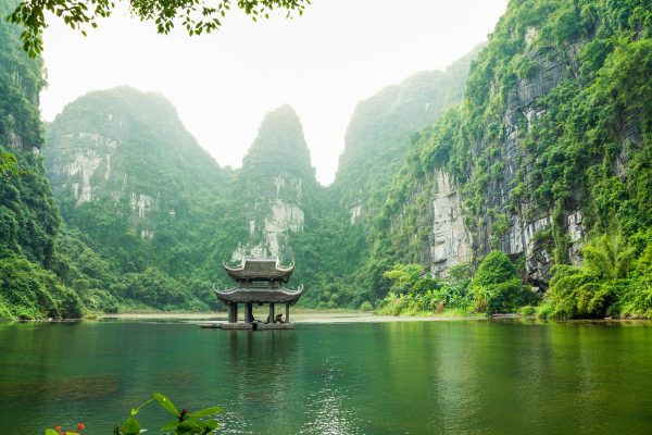 Vietnam Tràng An unsplash